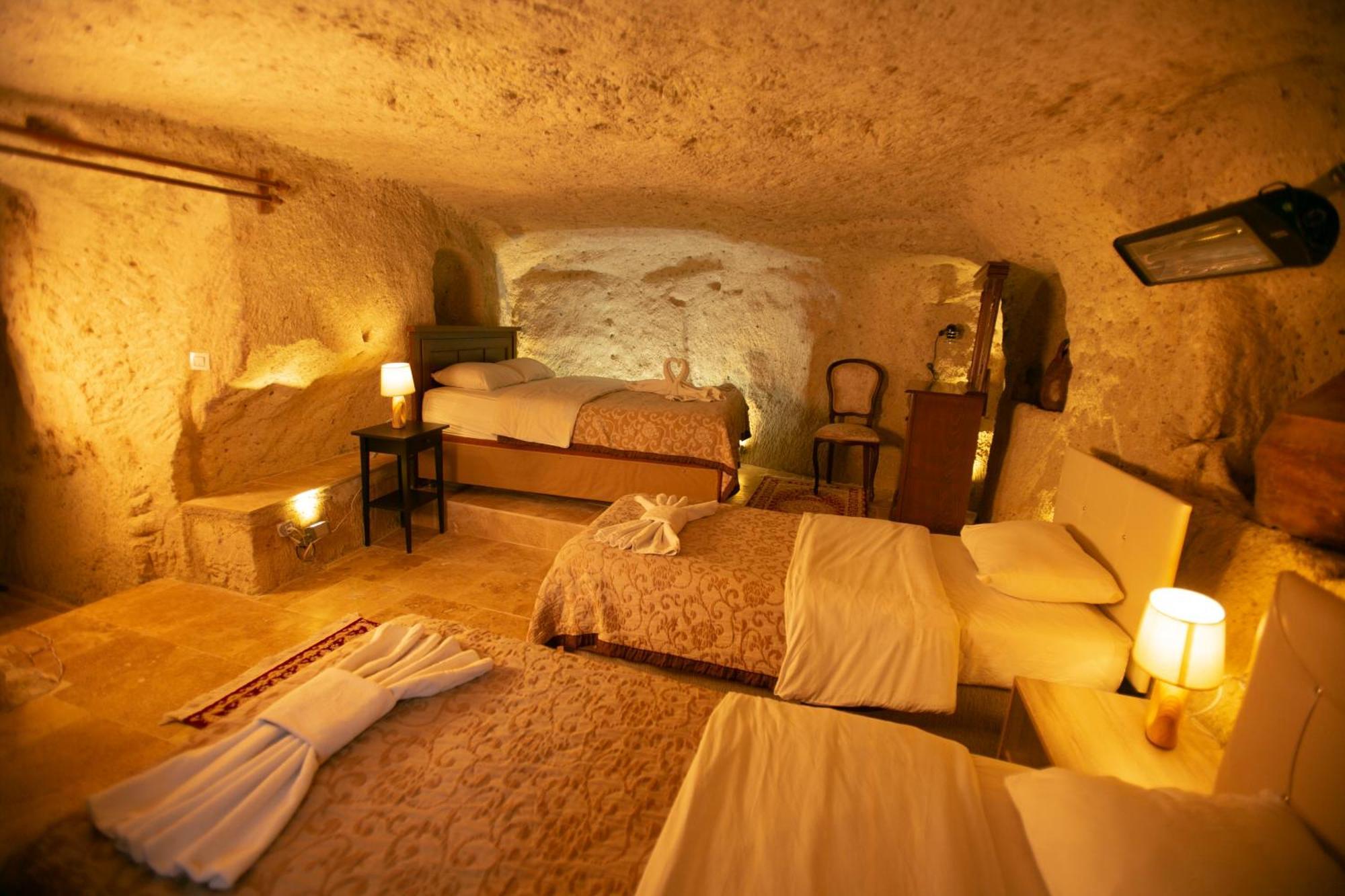 Kamelya Cave Hostel (Adults Only) Göreme Extérieur photo