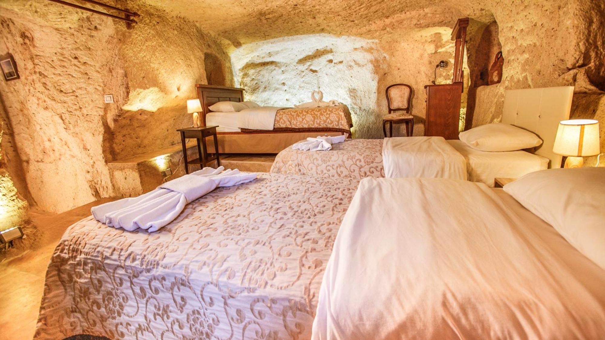 Kamelya Cave Hostel (Adults Only) Göreme Extérieur photo