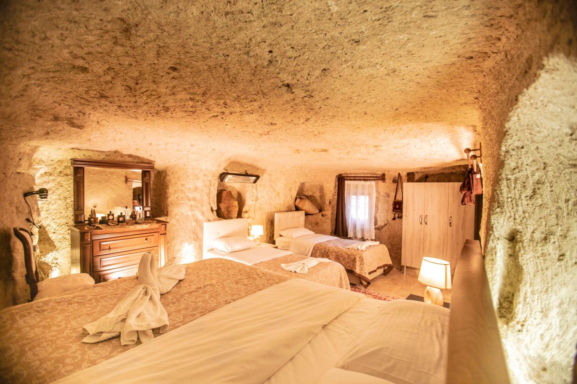 Kamelya Cave Hostel (Adults Only) Göreme Extérieur photo